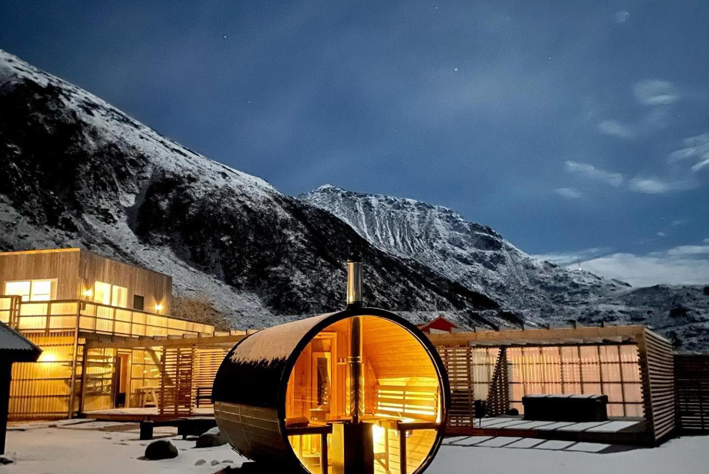 Unstad Arctic Resort Unnstad Exterior photo